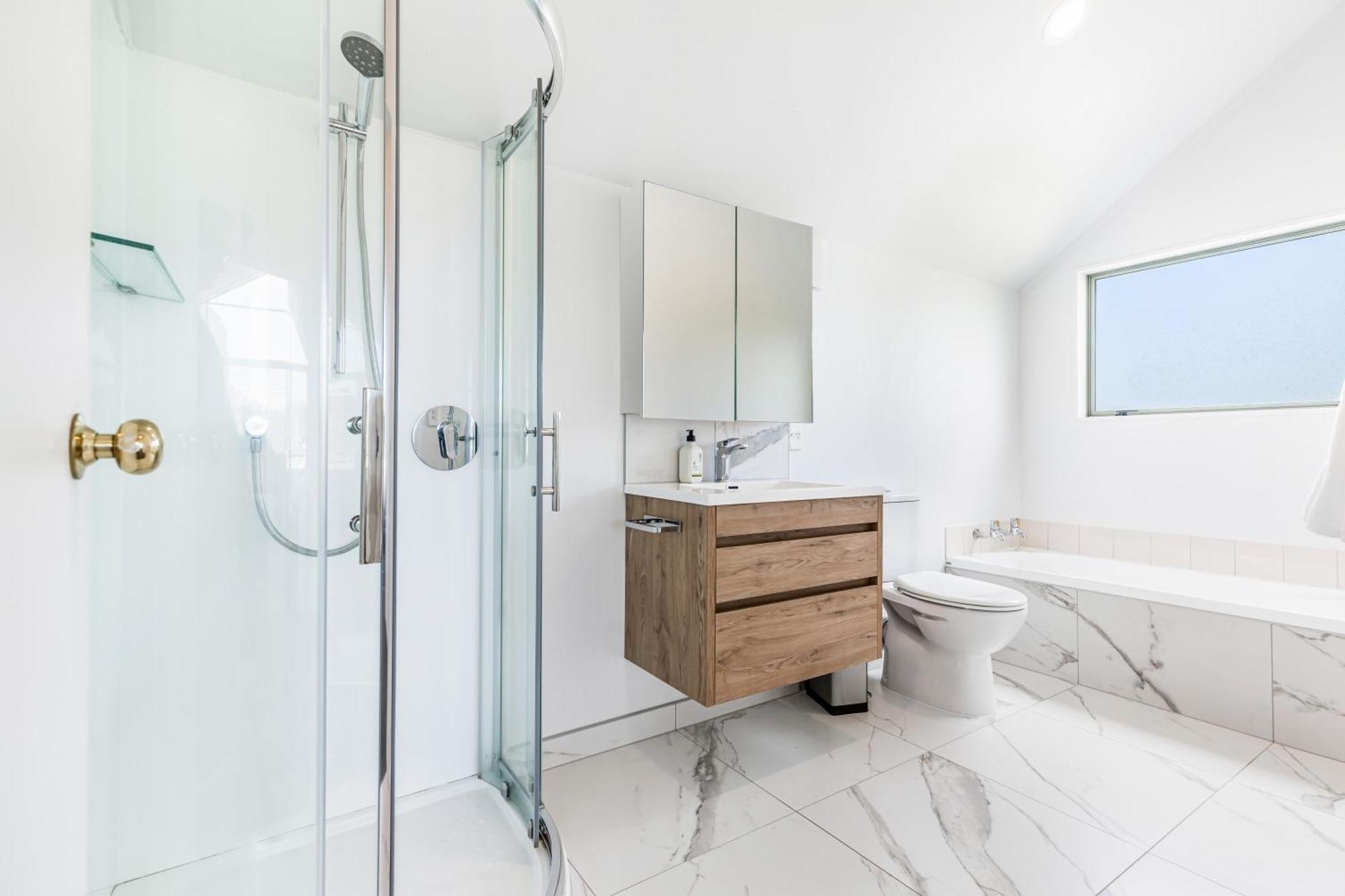 Ferienhaus Private And Sunny 3-bedroom With Parking *